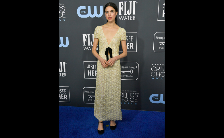 02-gettyimages-1199092818_margaret_qualley