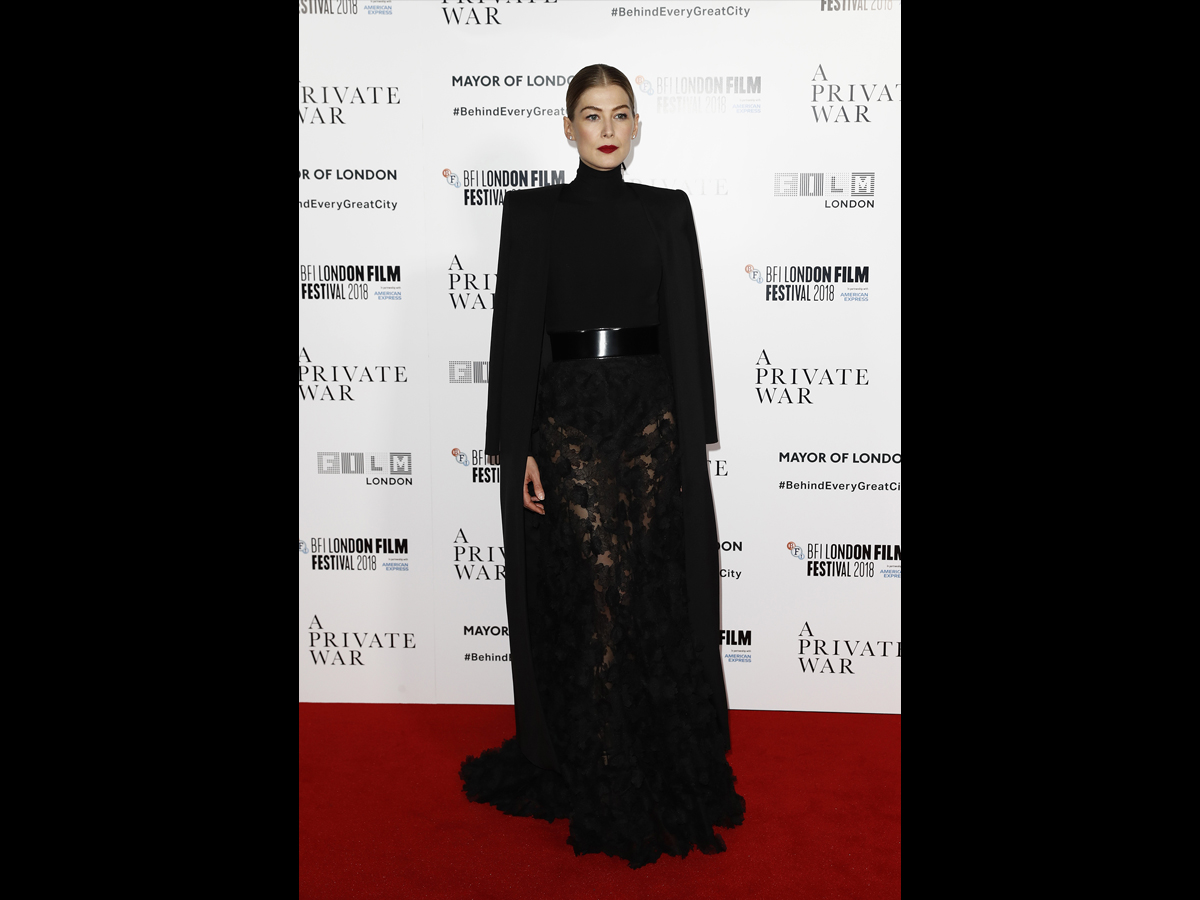 02a-gettyimages-1052616052_rosamund_pike