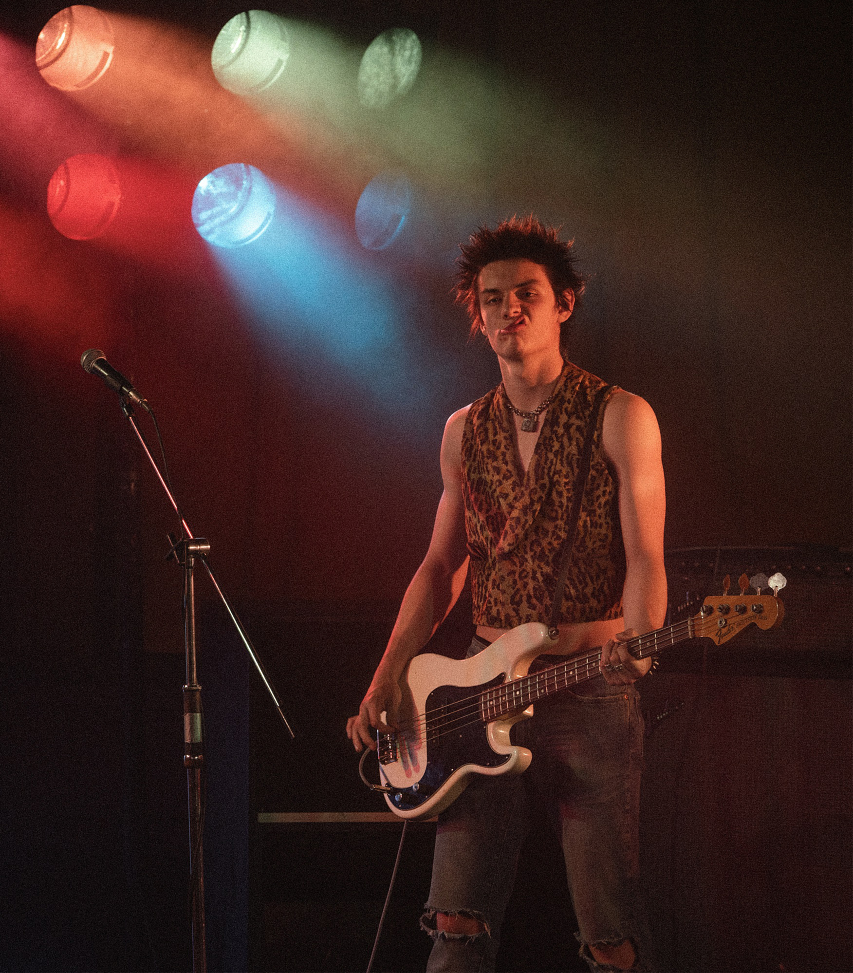 Louis Partridge as Sid Vicious in Pistol (2022)