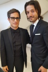 cannes_compadres._gael_gatci_bernal_and_diego_luna_catch_up_at_the_festival_edited