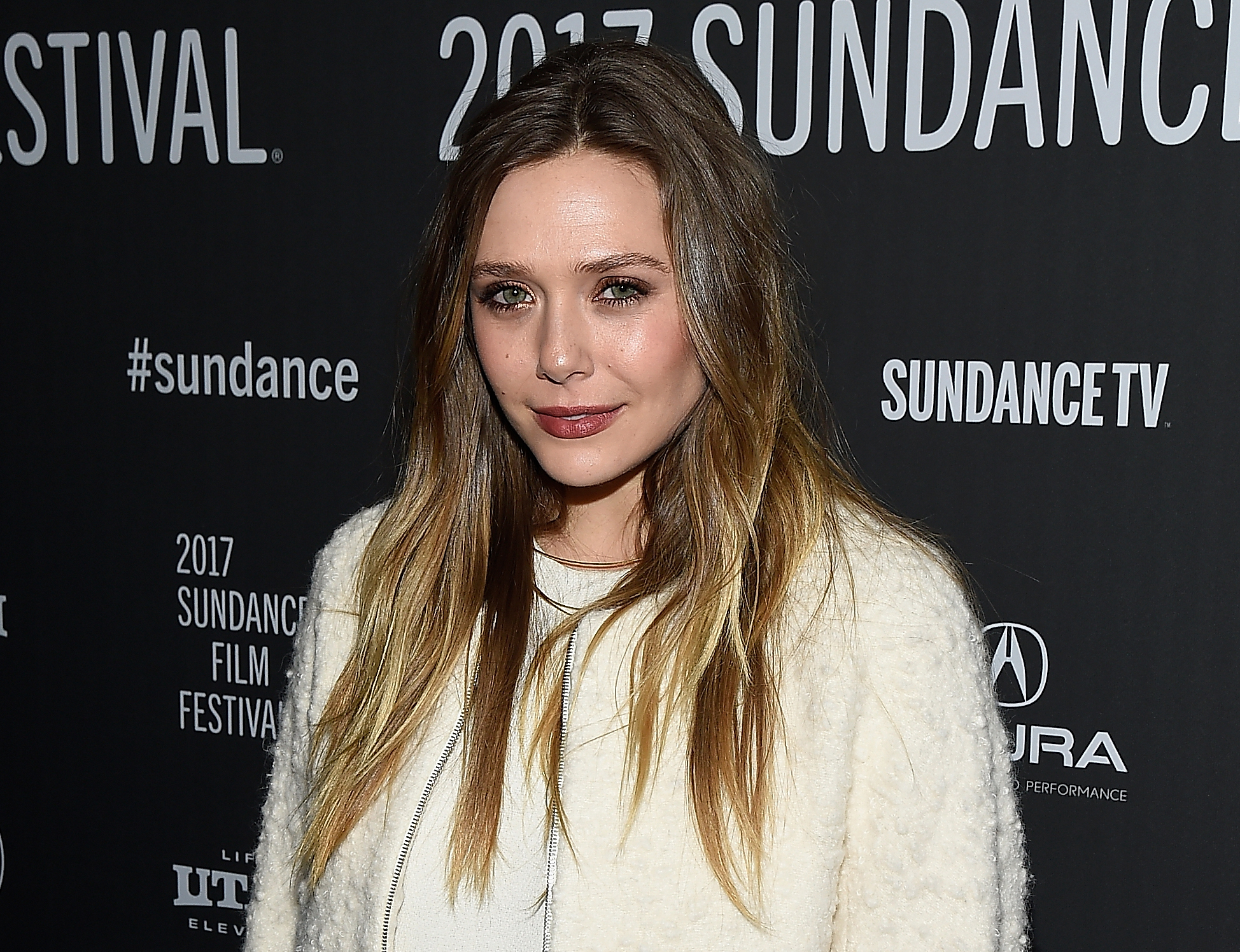 Watch] Elizabeth Olsen, Taylor Sheridan & Jeremy Renner On 'Wind River':  Sundance Film Festival