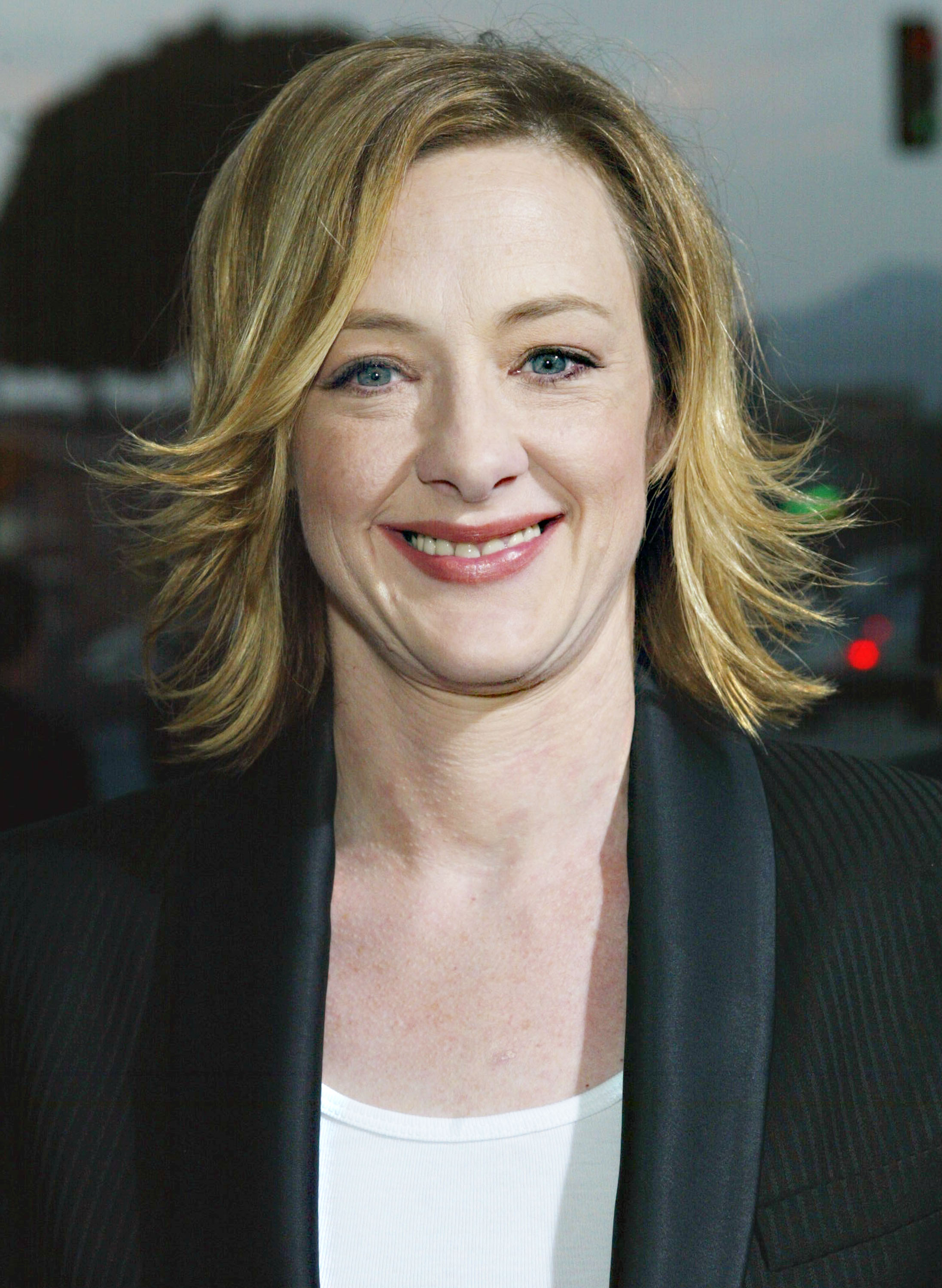 joan_cusack-gt.jpg