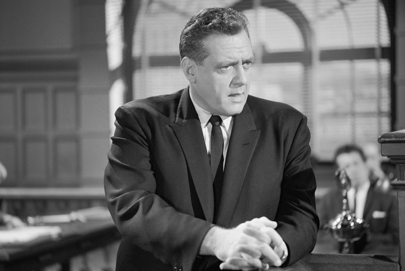 raymond_burr_perry_mason