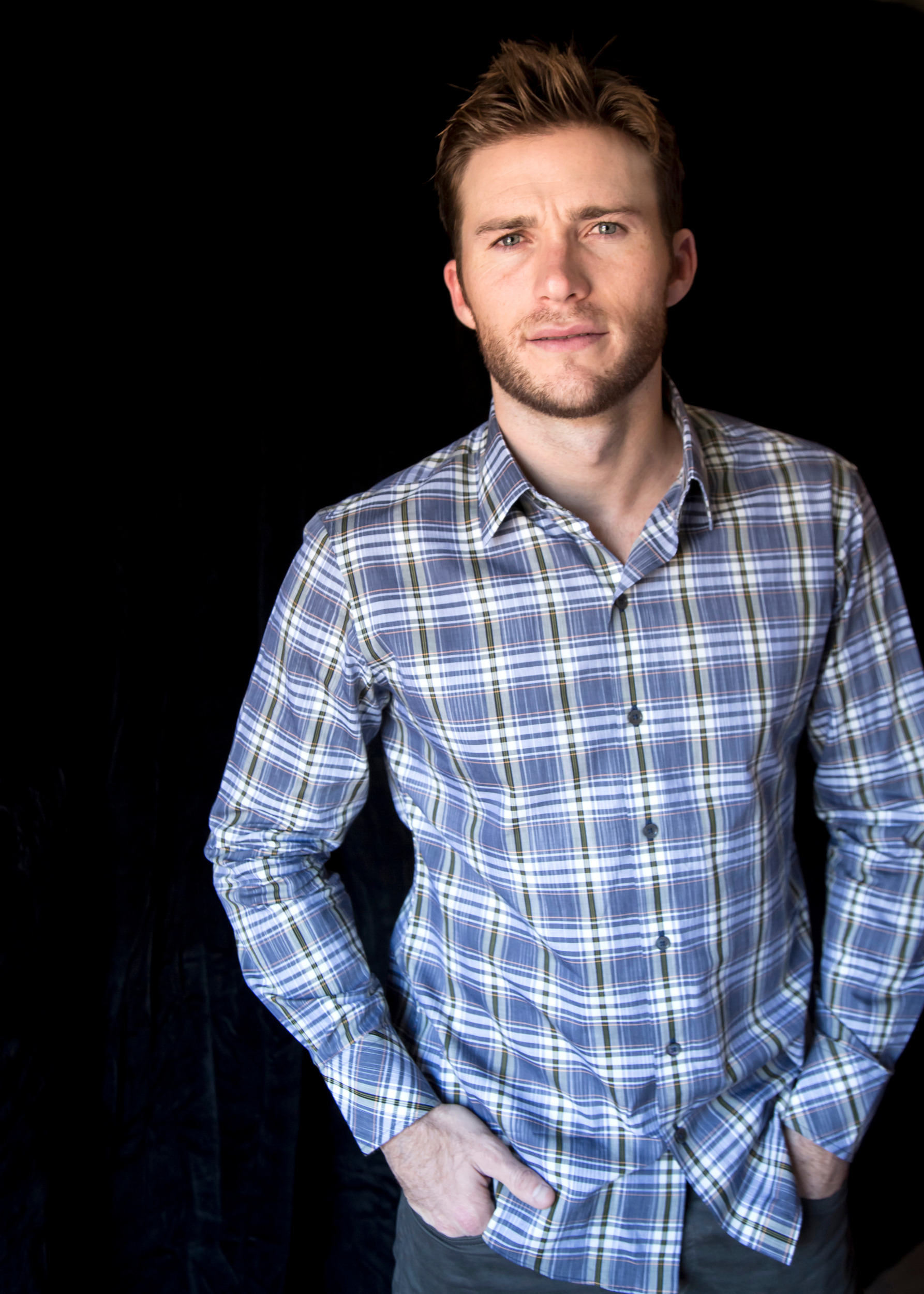 Shirt worn by Noah (Scott Eastwood) as seen in I Want You Back movie