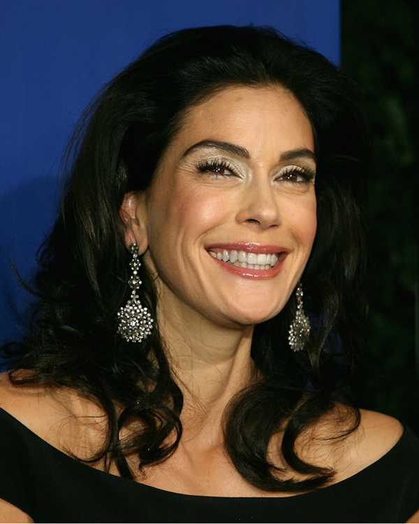 Teri Hatcher Golden Globes 