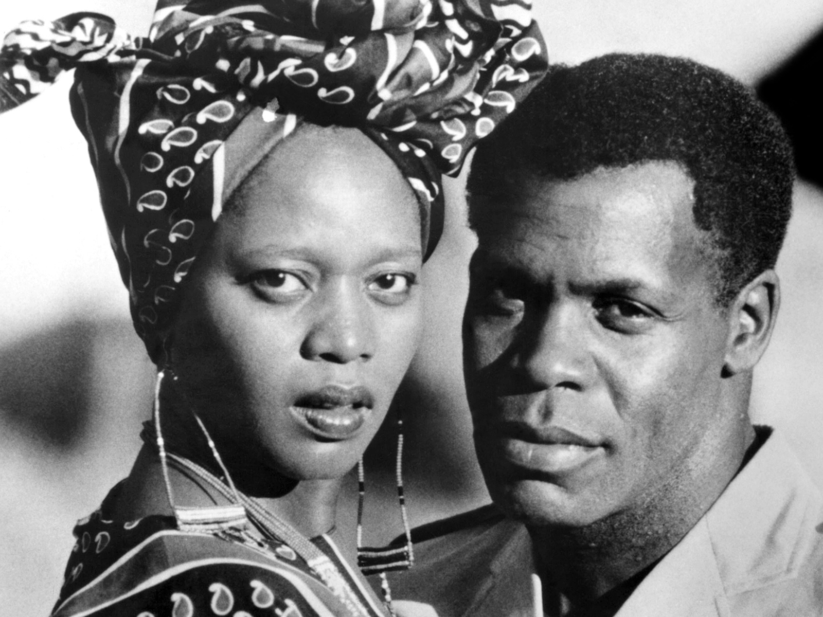 Alfre Woodard and Danny Glover in “Mandela” (1987)