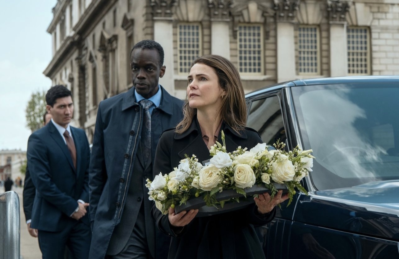 Keri Russell and Ato Essandoh in "The Diplomat"