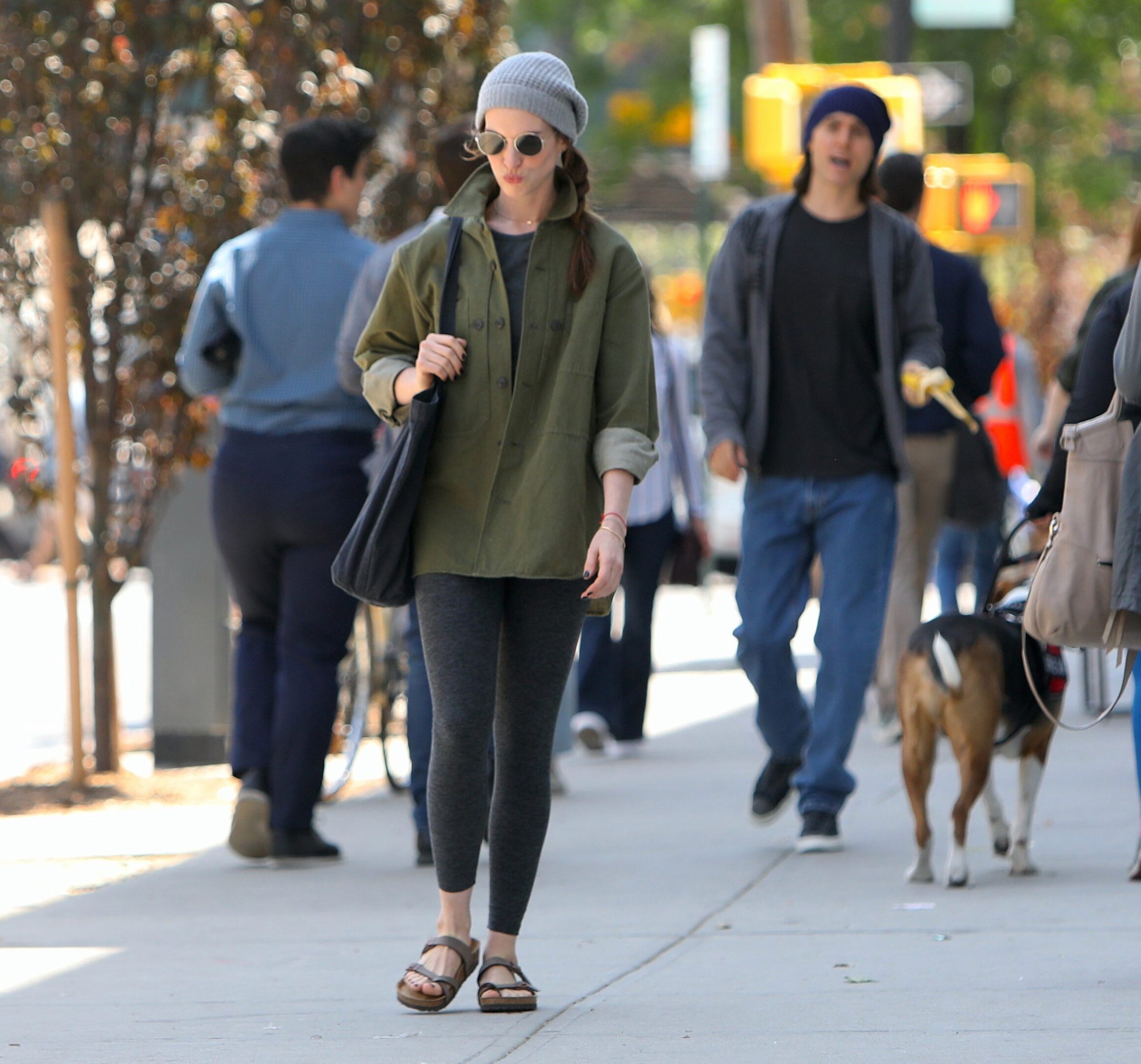 Anne Hathaway as Rebekah Neumann and Jared Leto as Adam Neumann in "WeCrashed"