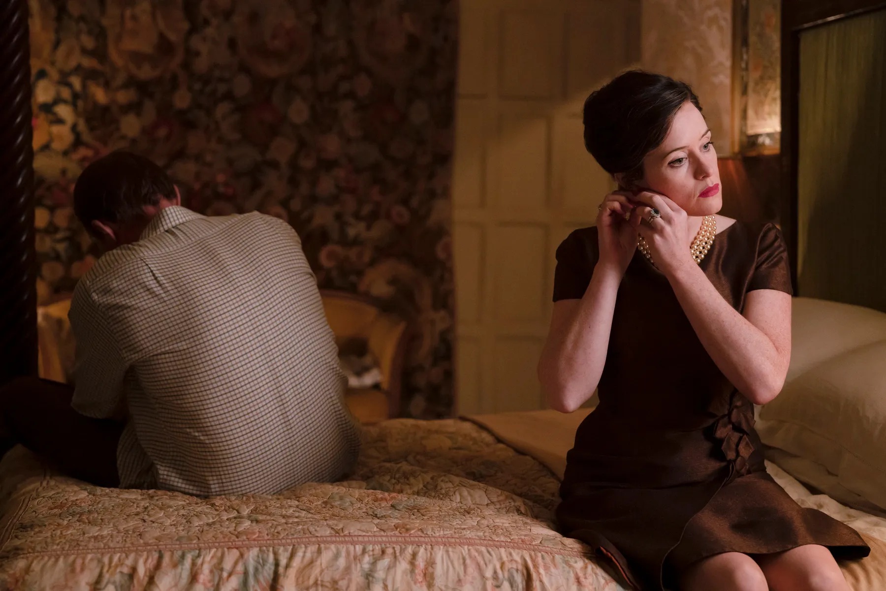 Claire Foy and Paul Bettany in “A Very British Scandal"