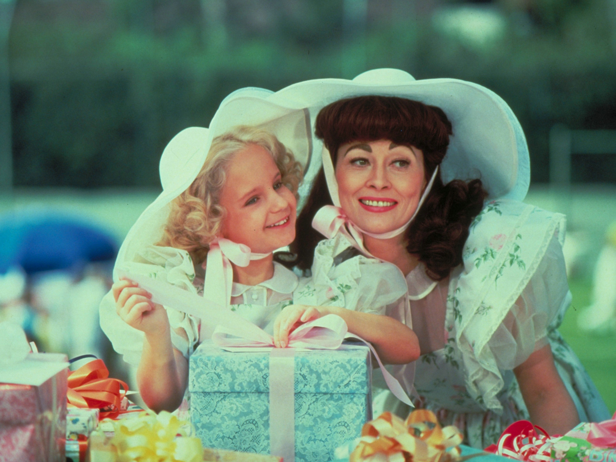 Faye Dunaway and Mara Hobel in “Mommie Dearest” (1981)