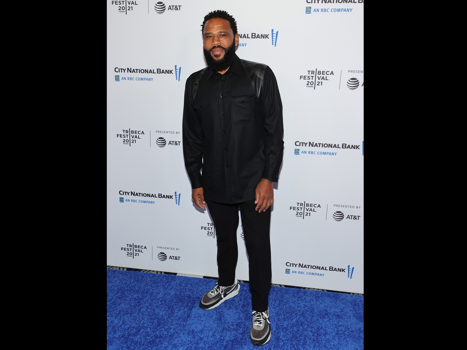 07-anthony-anderson-gettyimages-1324455012.jpg