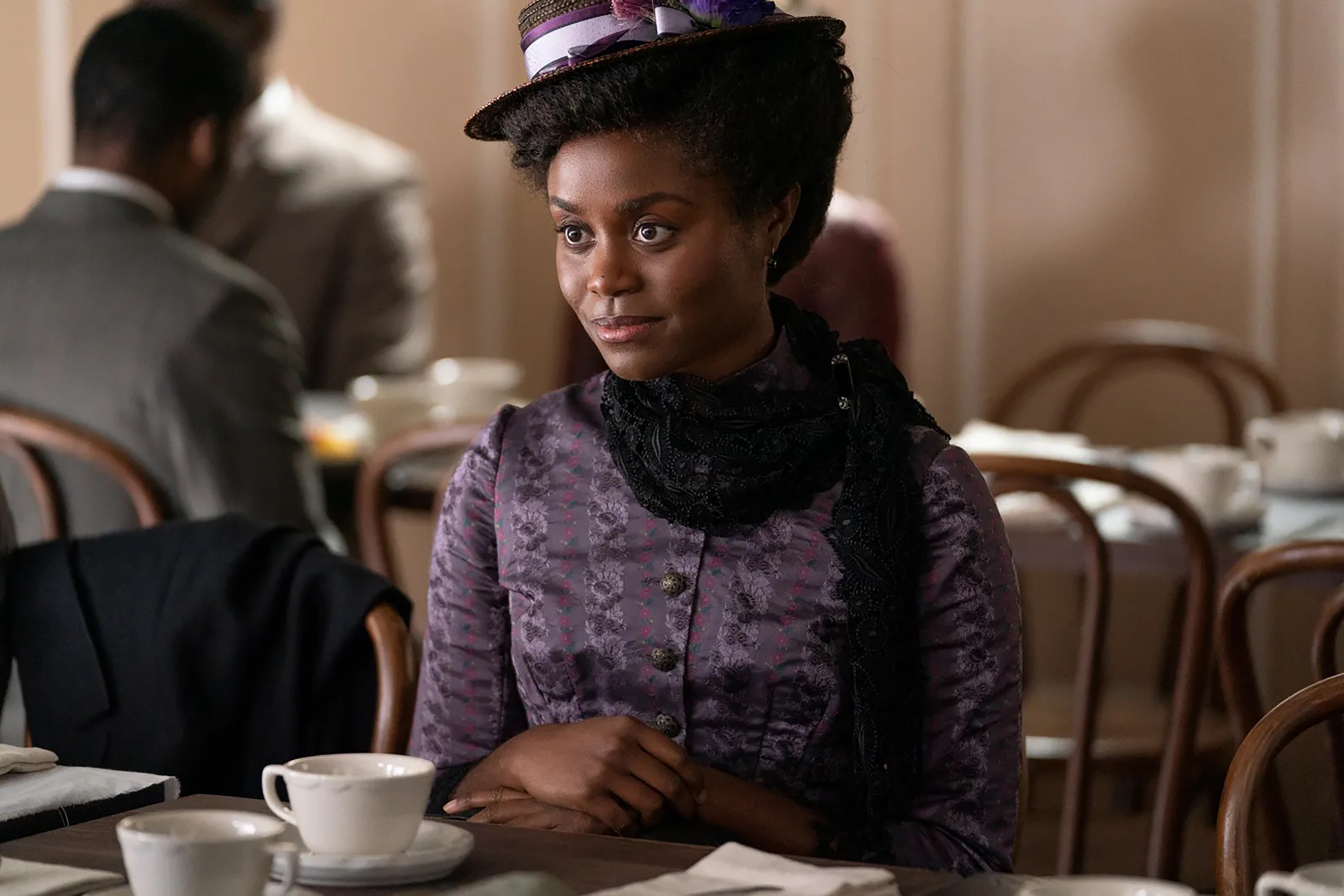 Peggy Scott (Denée Benton). 