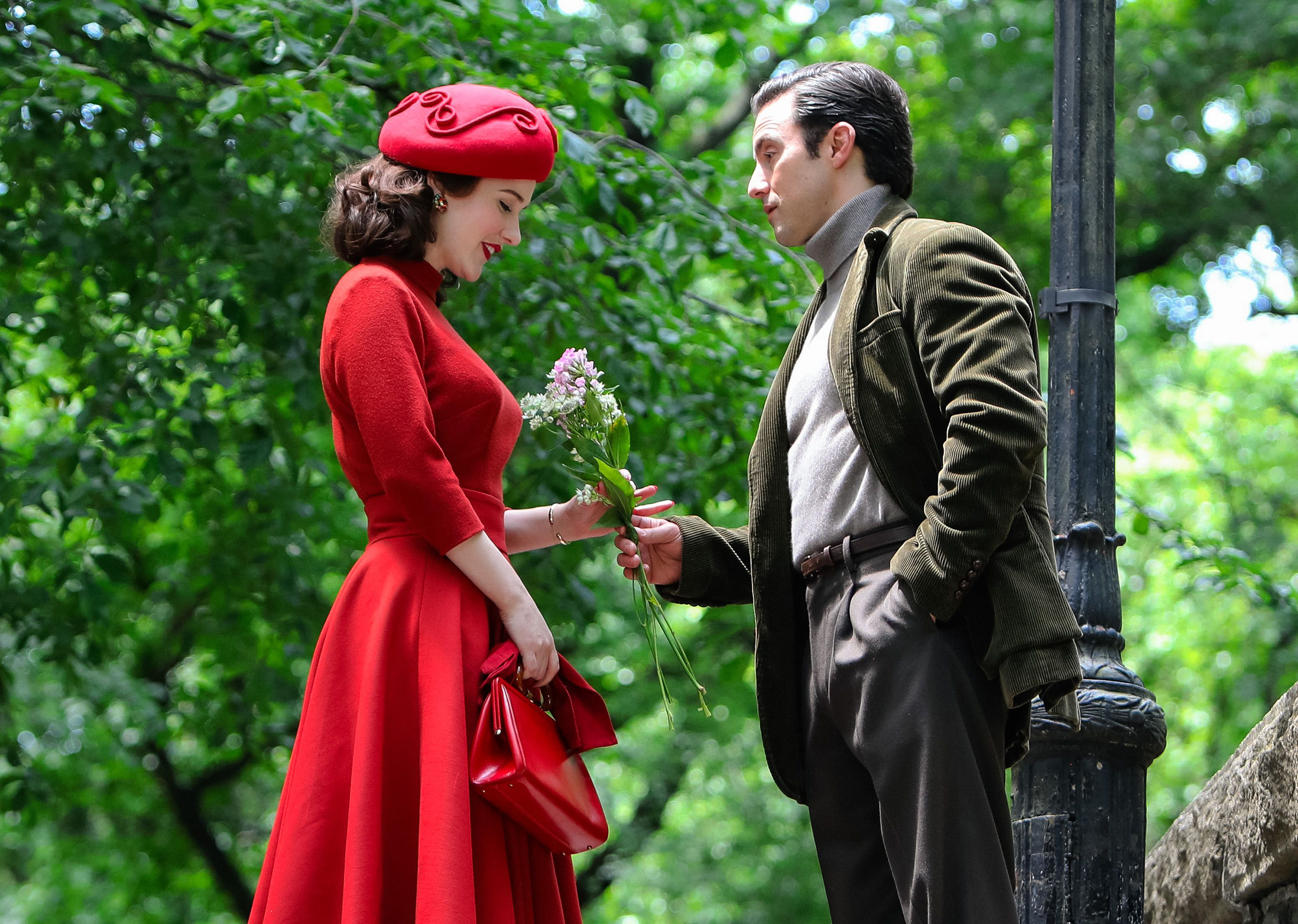Rachel Brosnahan and Milo Ventimiglia in “The Marvelous Mrs. Maisel”