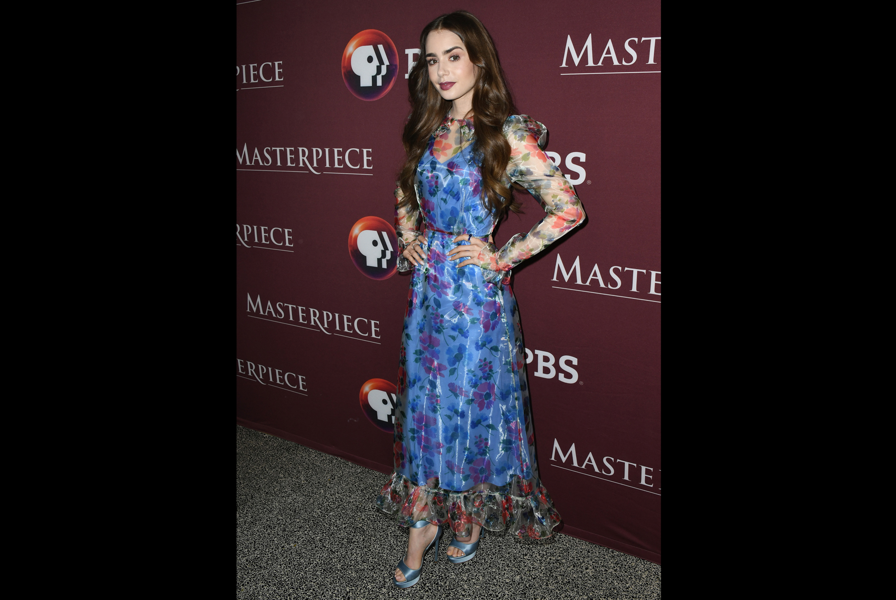 14-lily-collins-gettyimages-1154704039.jpg