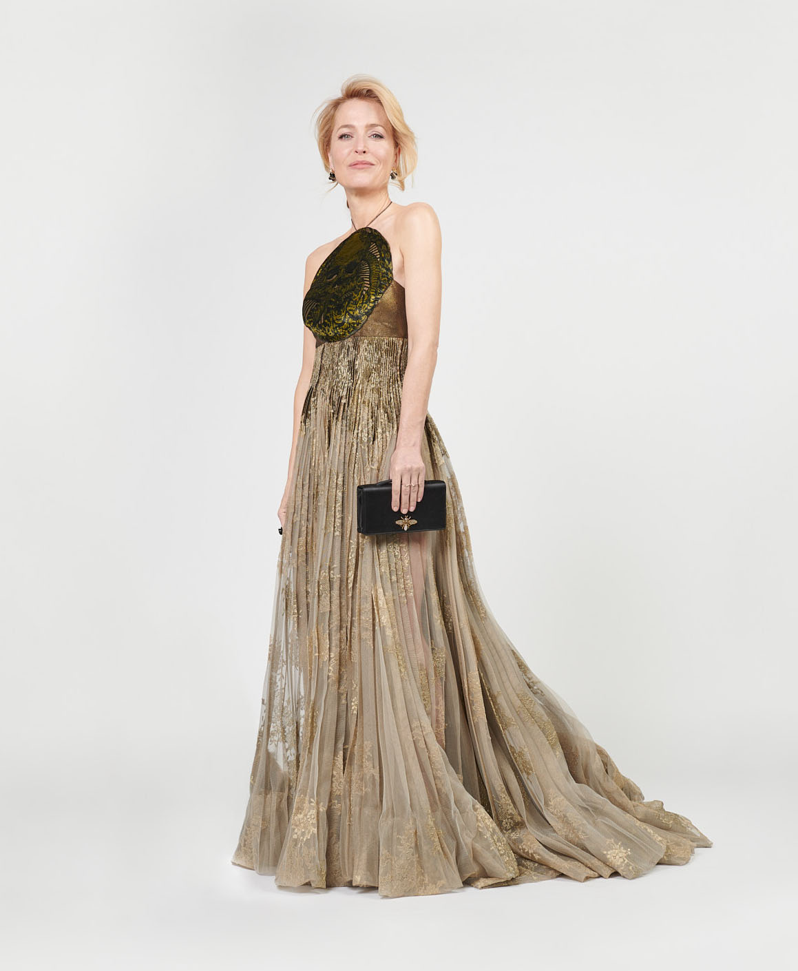 gillian anderson golden globe dress 2024 Gillian Anderson Wore a Vulva-Covered Gown to the 2024 Golden Globes