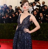 "Charles James: Beyond Fashion" Costume Institute Gala - Arrivals