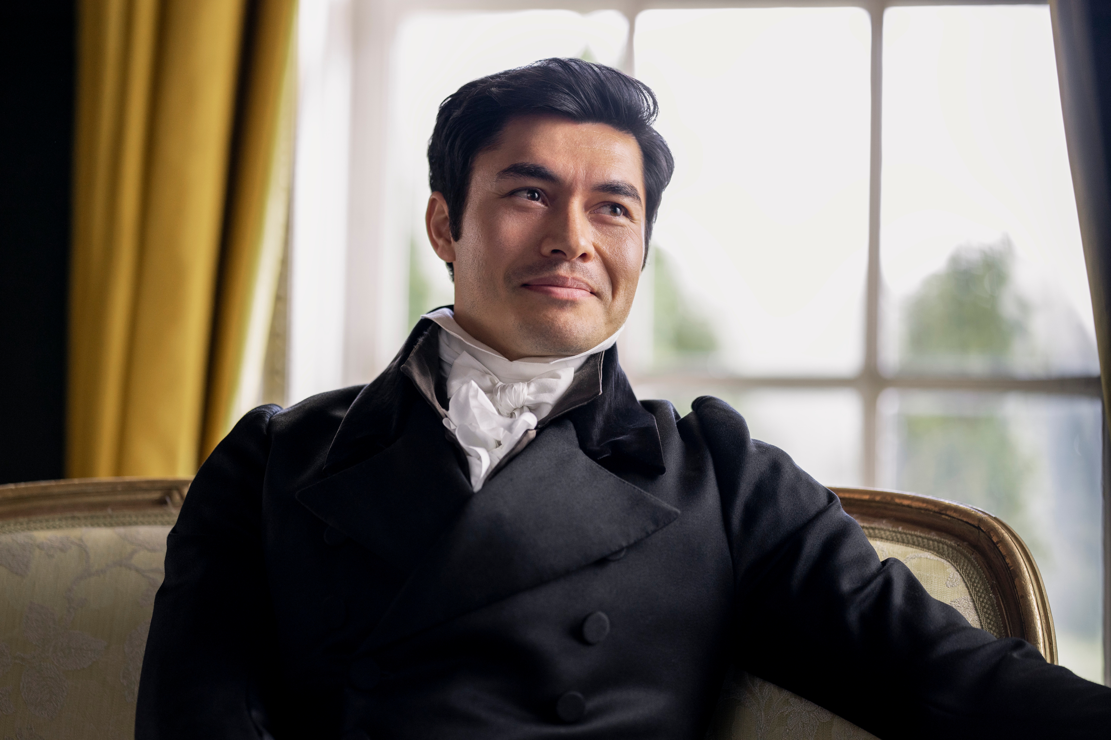Henry Golding in "Persuasion"