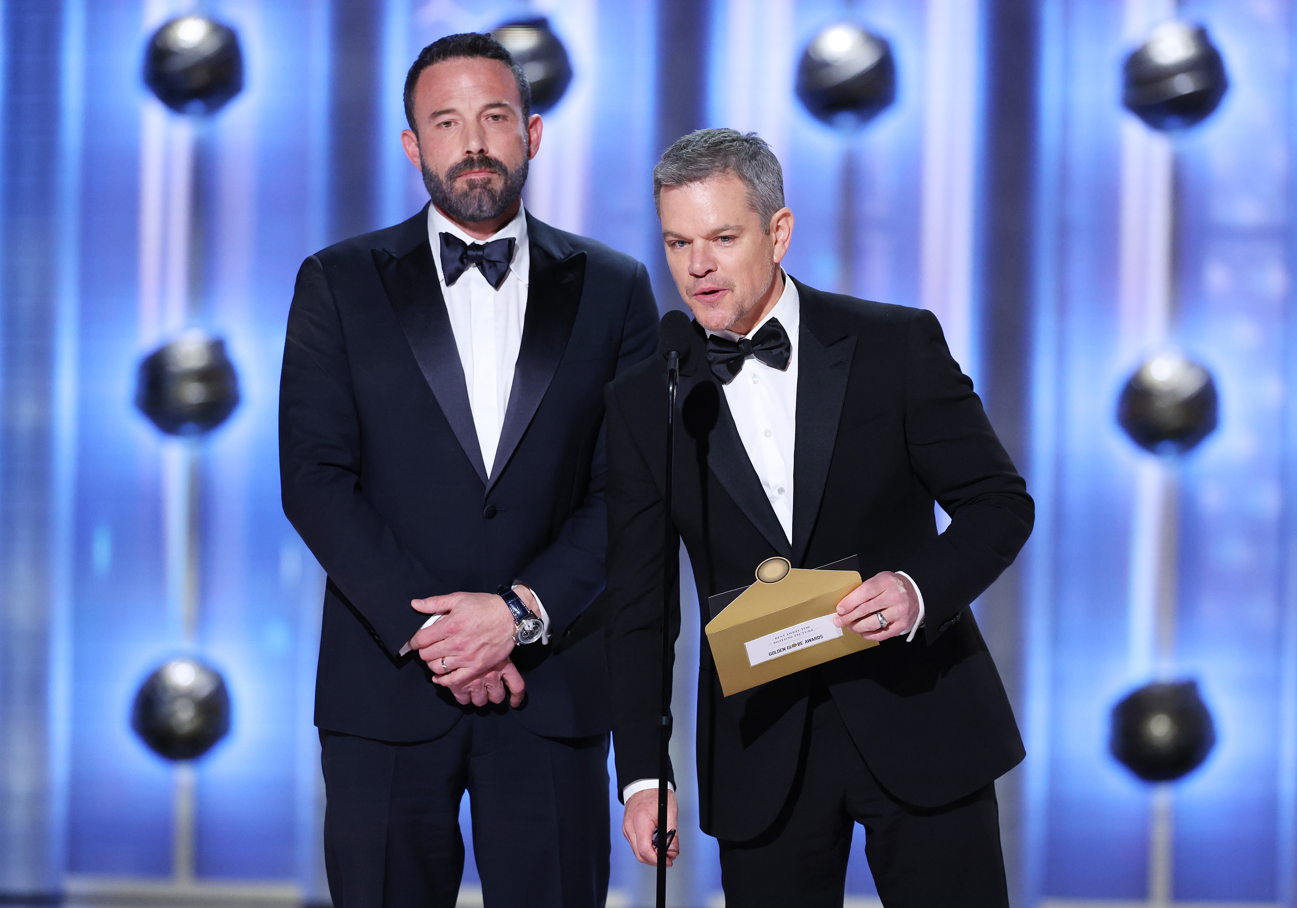 Ben Affleck And Matt Damon Announce A Globe Winner Golden Globes   RP A2809 