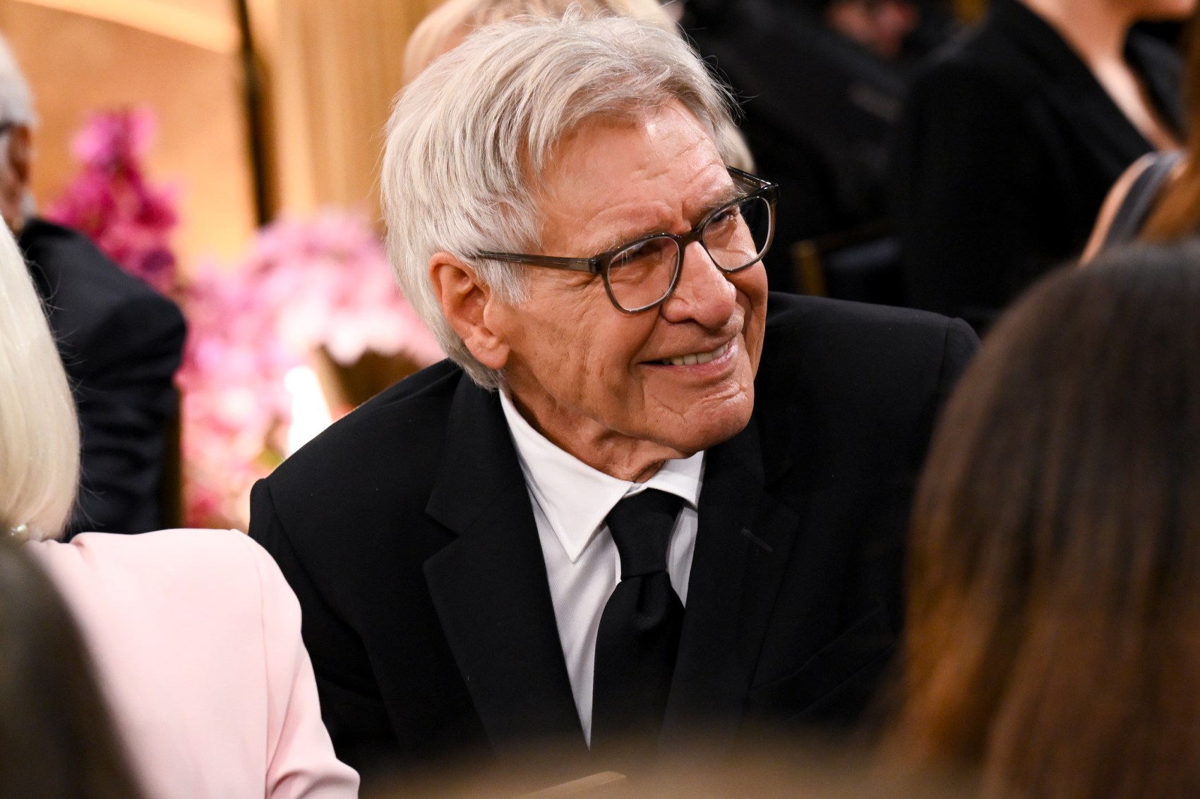 Golden Eve: The Golden Globes Honor Helen Mirren & Sarah Jessica Parker