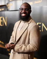 Golden Eve: The Golden Globes Honor Helen Mirren & Sarah Jessica Parker