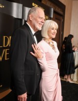 Golden Eve: The Golden Globes Honor Helen Mirren & Sarah Jessica Parker