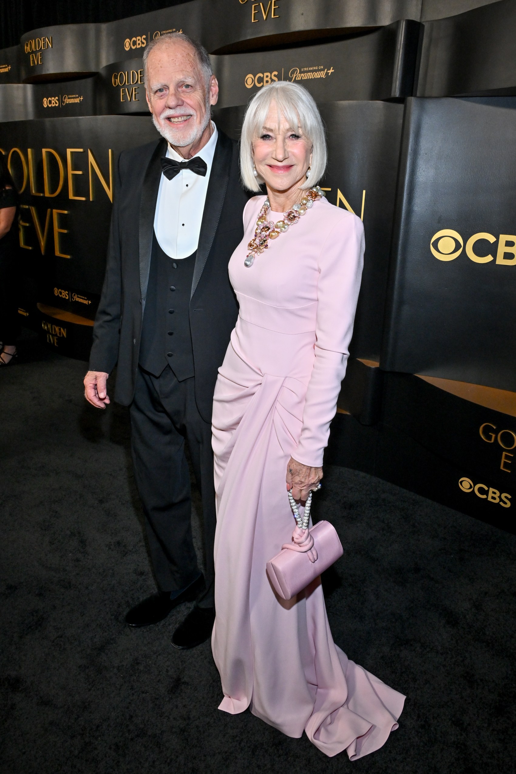 Golden Eve: The Golden Globes Honor Helen Mirren & Sarah Jessica Parker