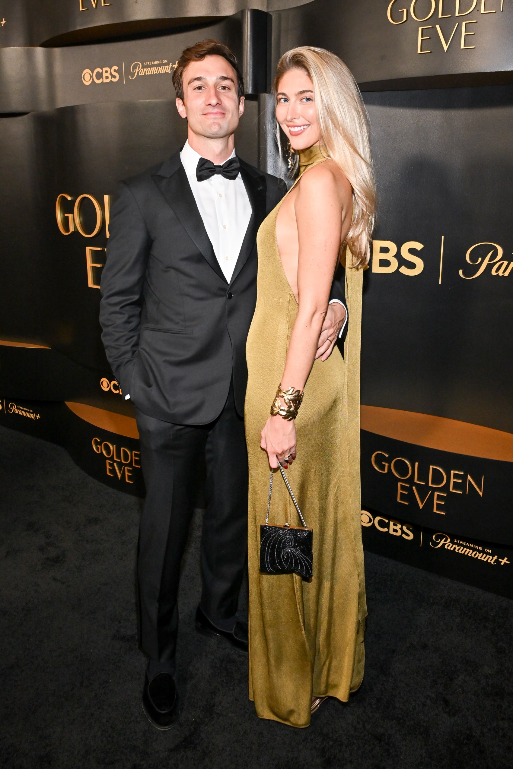 Golden Eve: The Golden Globes Honor Helen Mirren & Sarah Jessica Parker