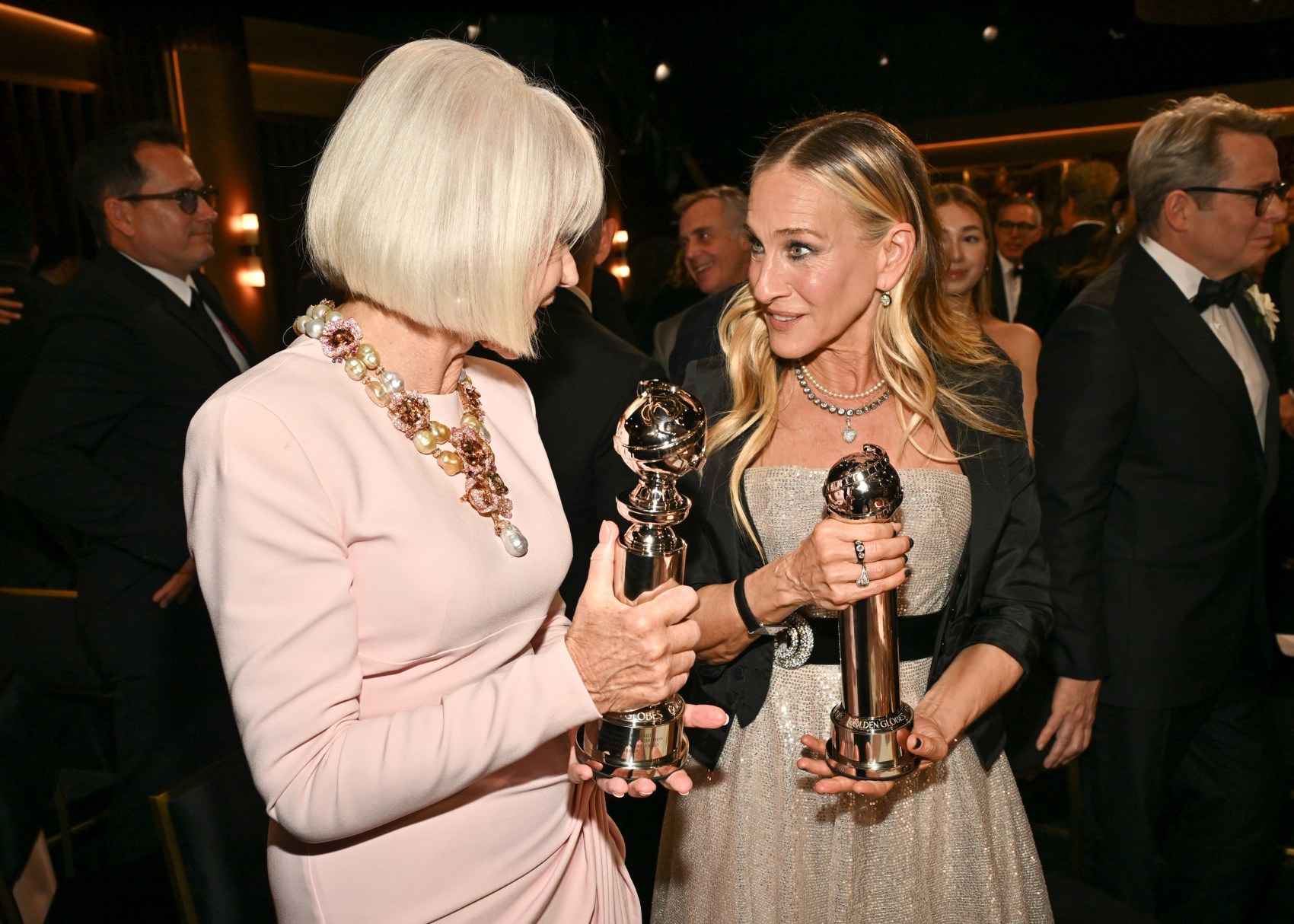 Golden Eve: The Golden Globes Honor Helen Mirren & Sarah Jessica Parker