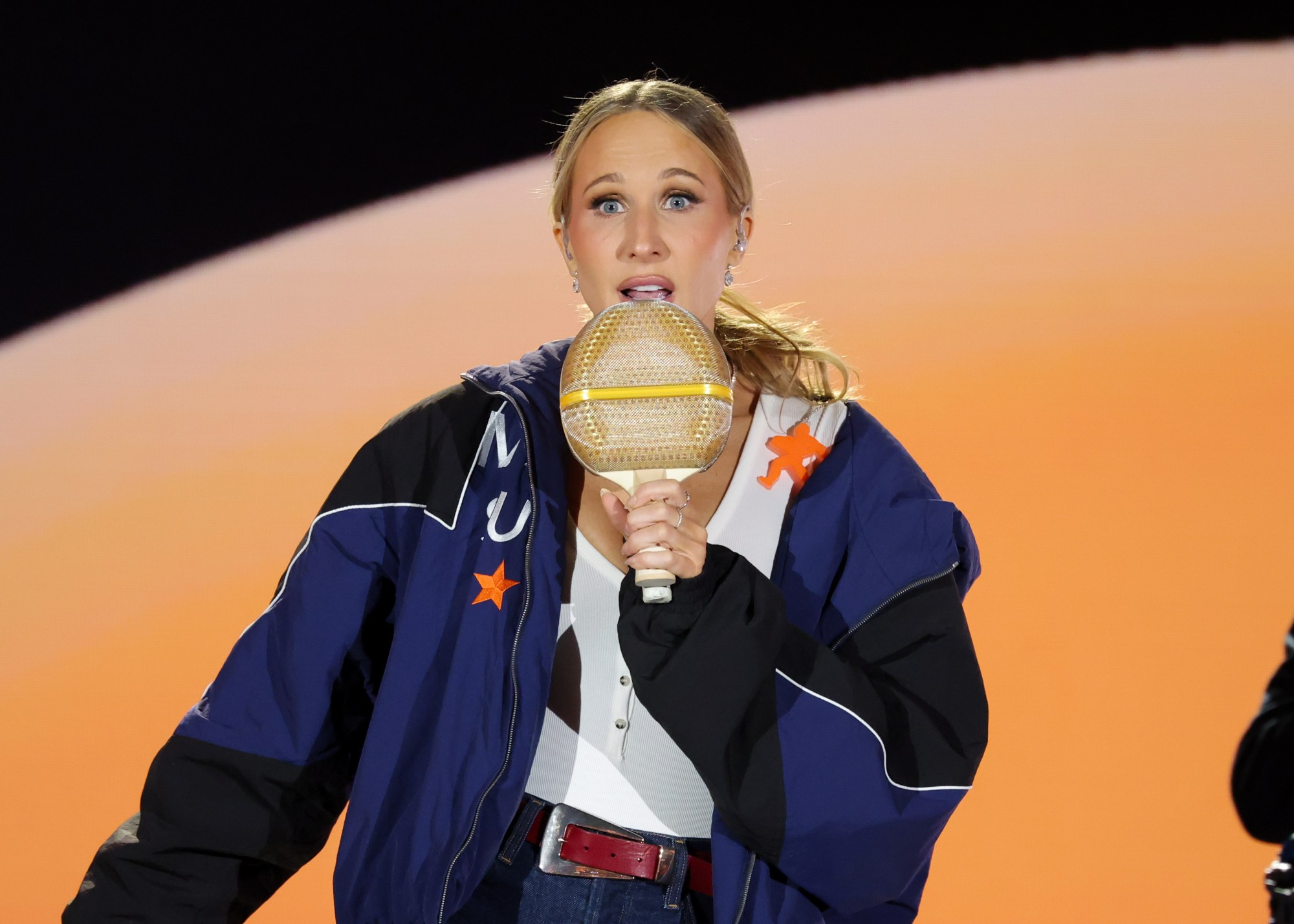 Nikki Glaser hosts the 83rd Annual Golden Globes