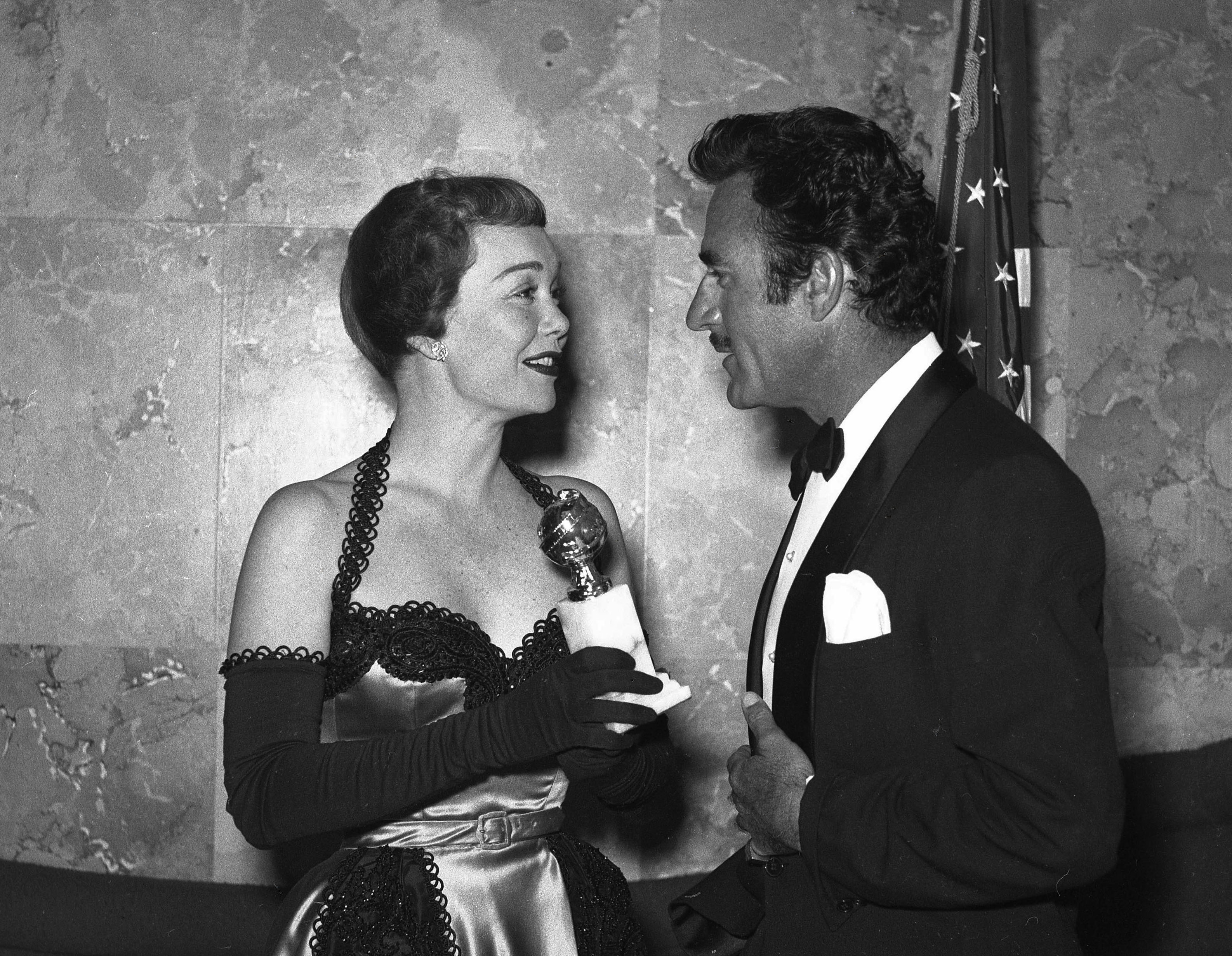 Jane Wyman and Gilbert Roland, Golden Globes 1952